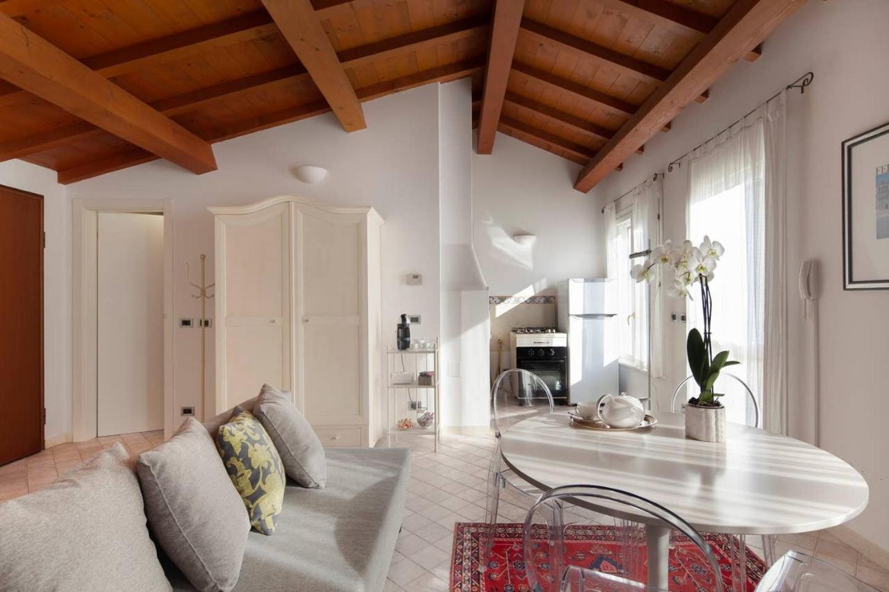 La Casina Apartament แฟร์รารา ภายนอก รูปภาพ